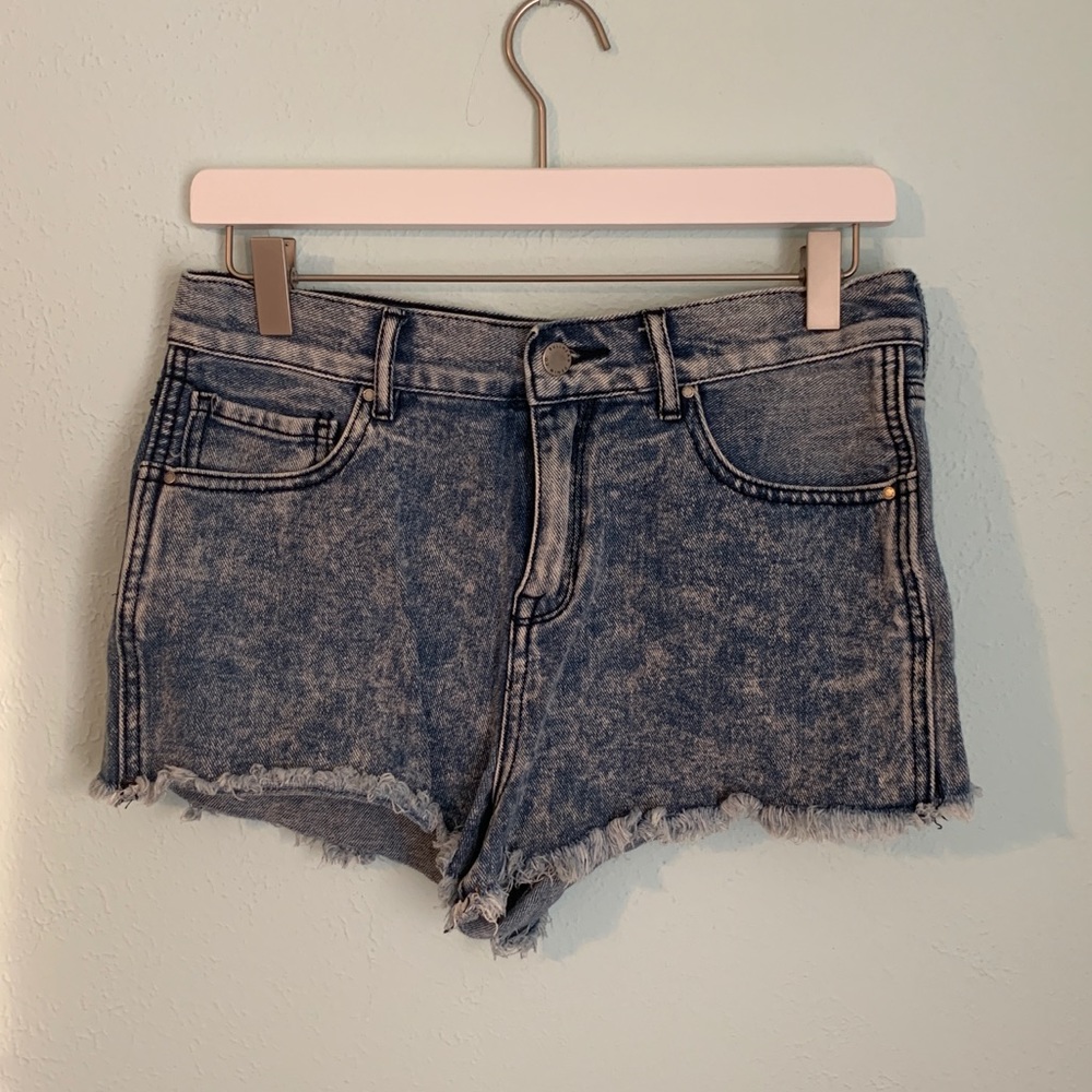 Bullhead High Rise Shorts